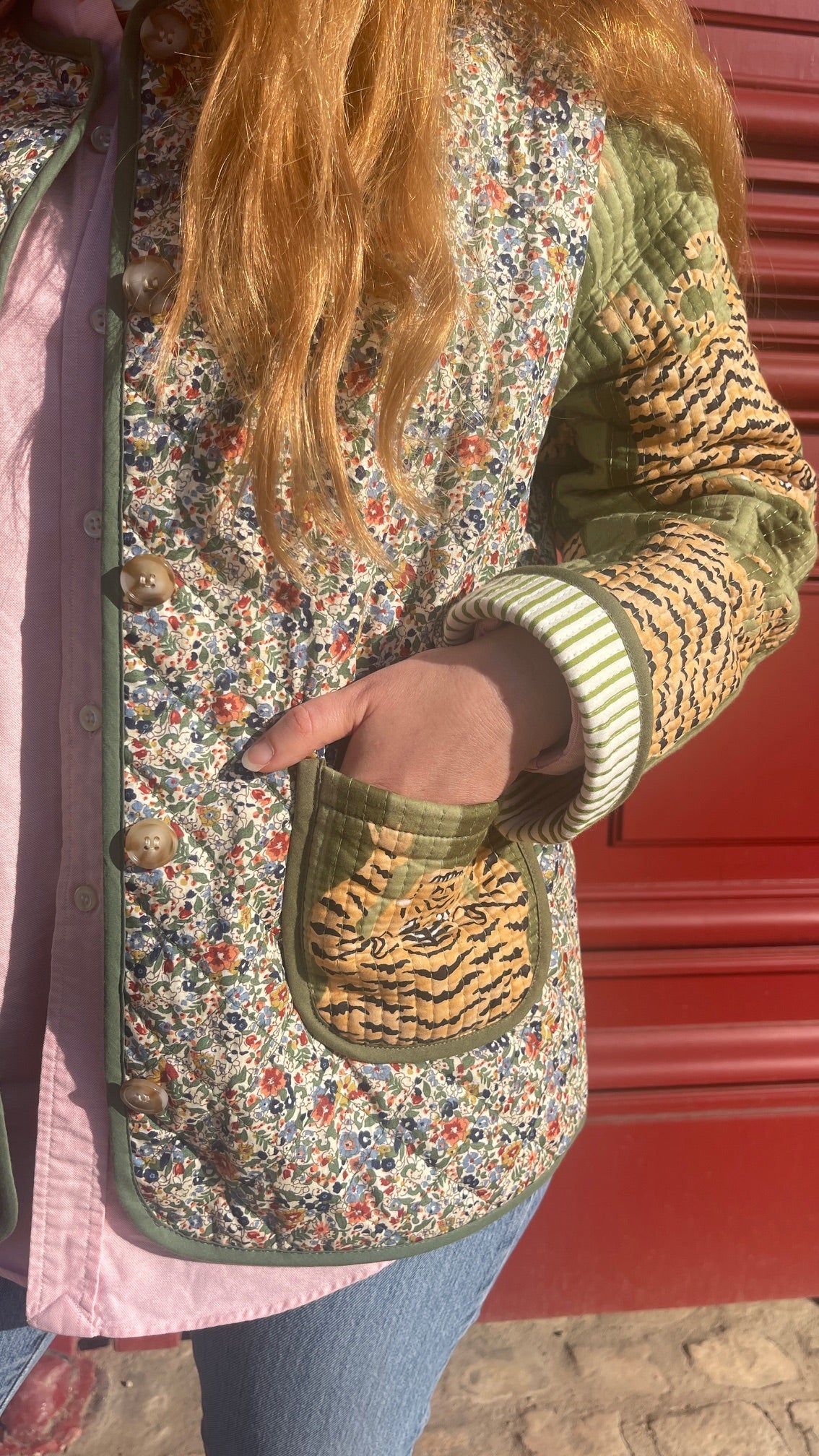 CAPSULE DOUBLE JEU - VESTE MATELASSEE ET CABAS REVERSIBLE Image