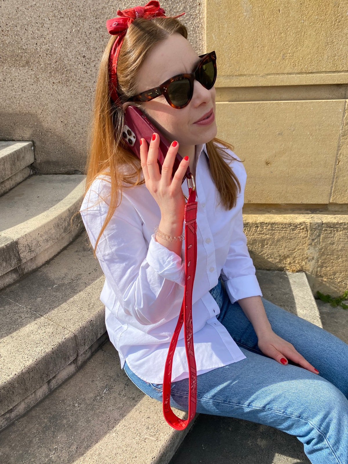 anse-cordon-pour-telephone-bandana-rouge-et-rose-reversible-et-personnalisable-riva