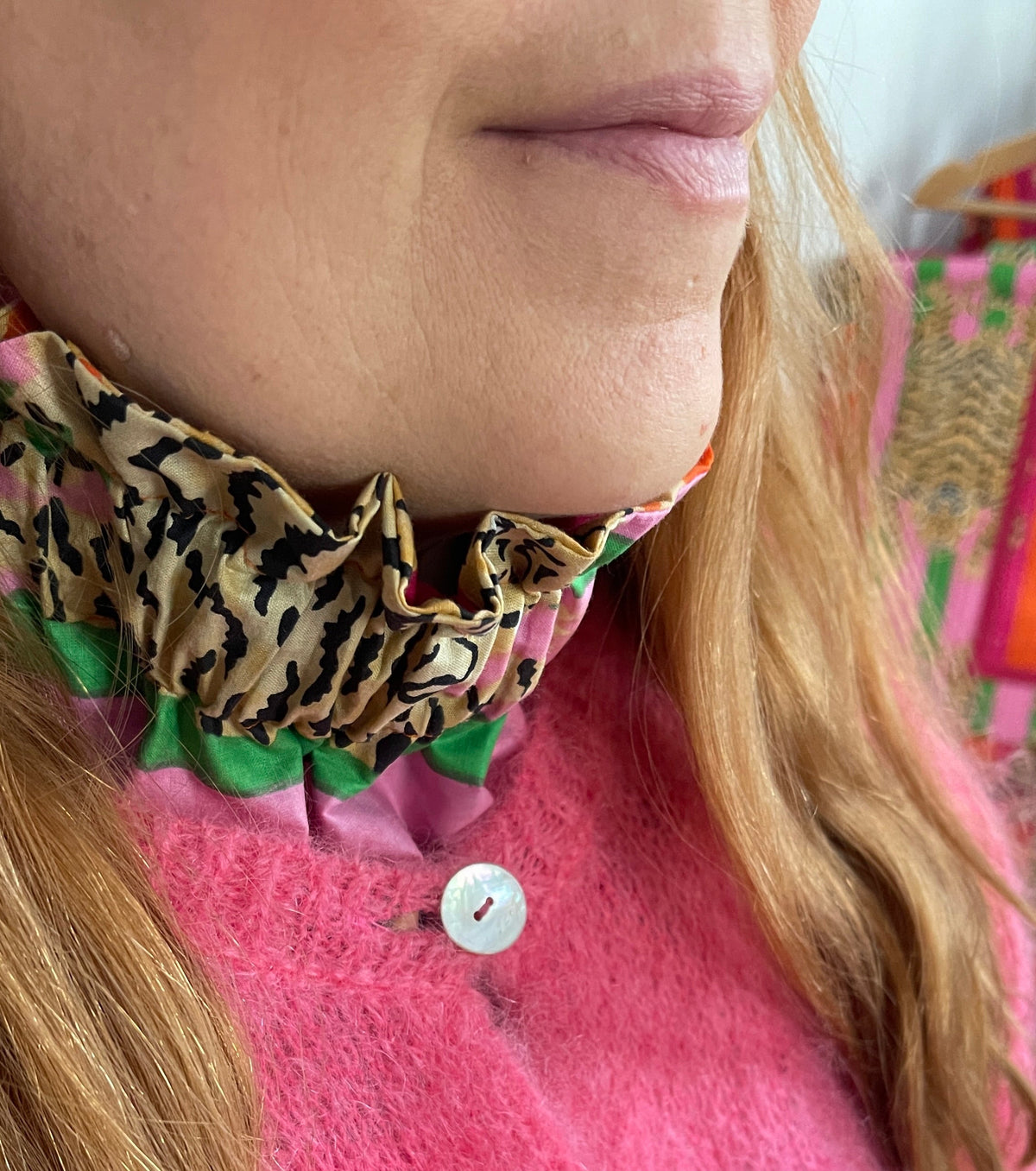 Détail fronces/volants, col amovible en coton, blockprint Inde