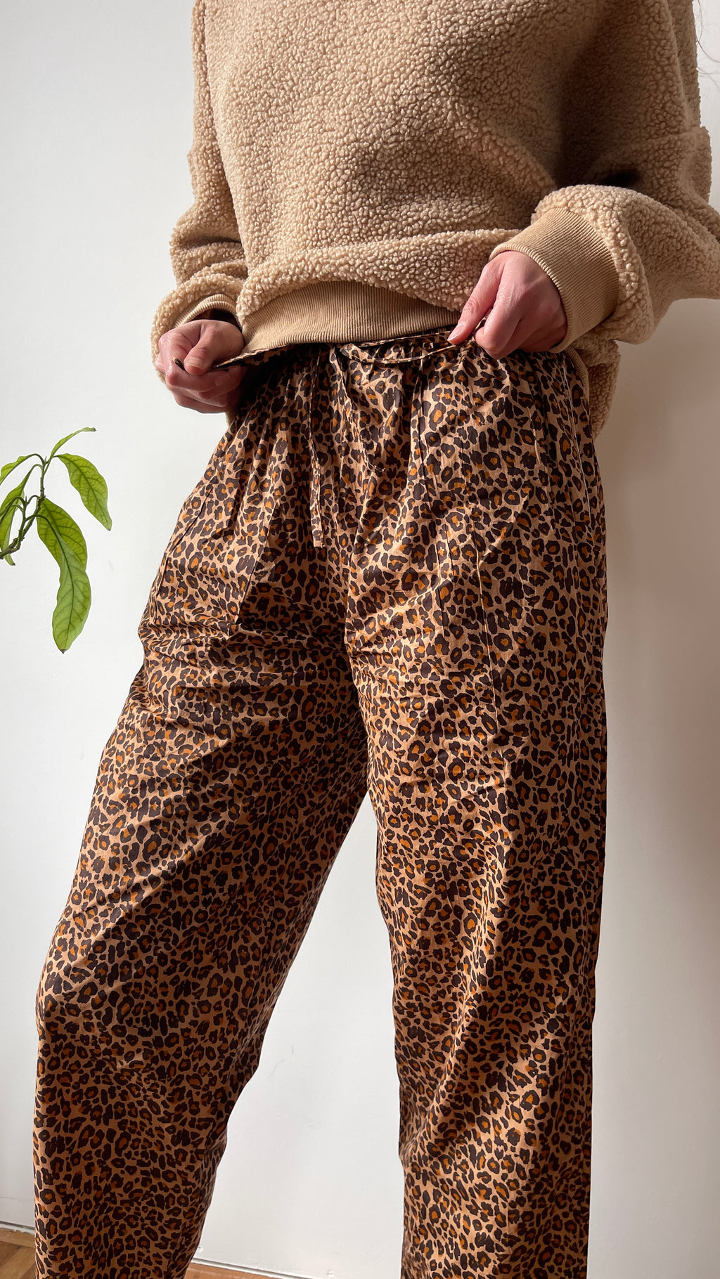 Pyjama pantalon Hari imprimé léopard