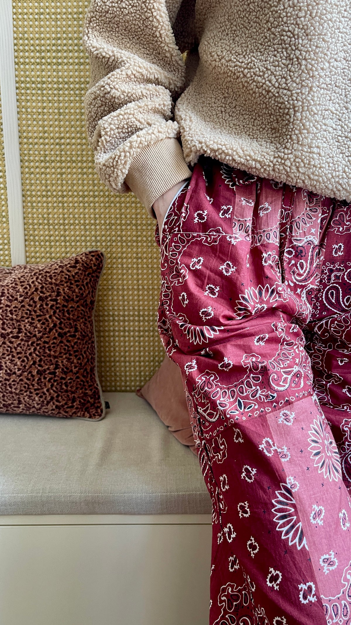 Pyjama pantalon Hari imprimé patchwork bandana bordeaux