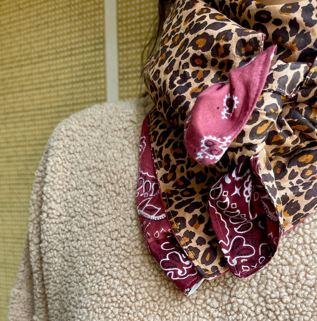 Maxi foulard réversible léopard et bandana bordeaux Mani