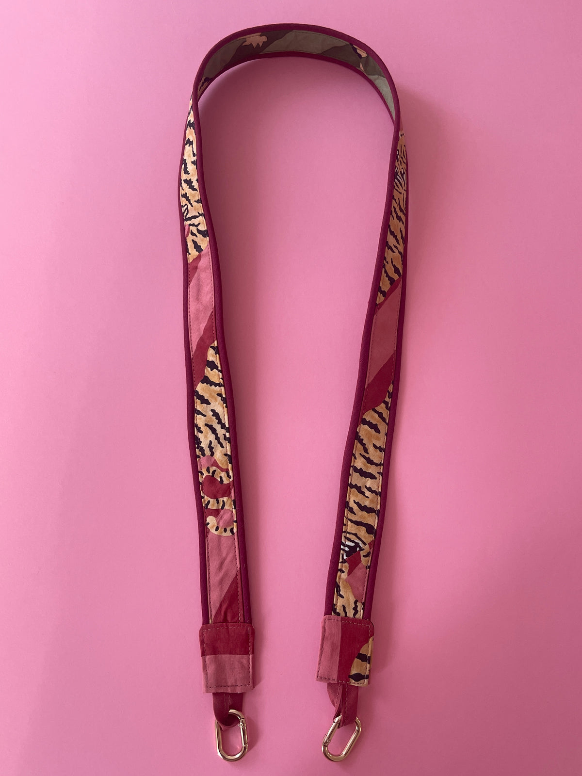 Anse réversible pour téléphone RIVA