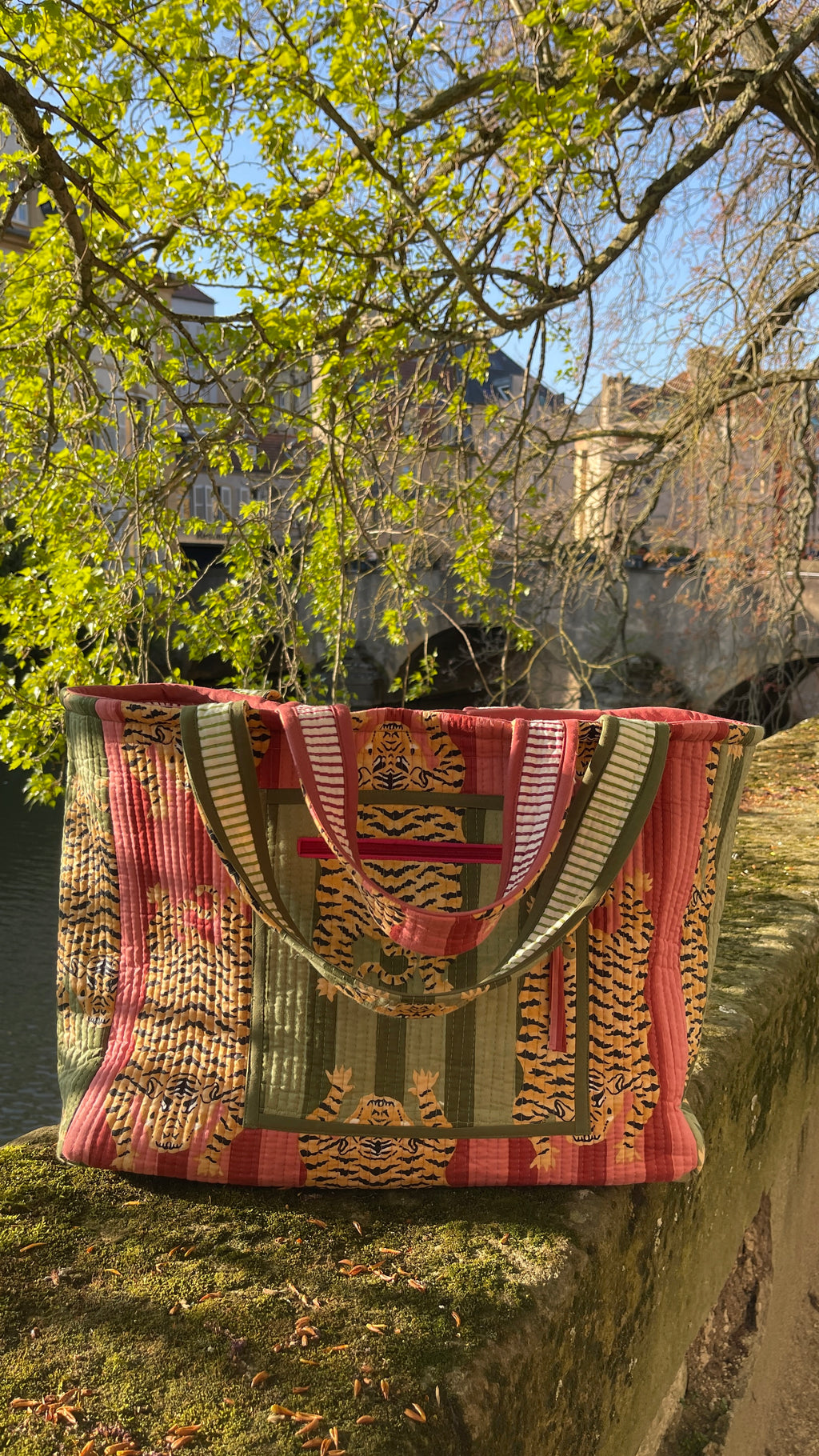 Maxi cabas matelassé et réversible Ravi