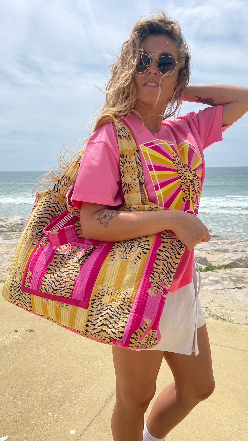 Maxi cabas Ravi matelassé et réversible, fond déperlant, poches zippées, blockprint Inde, confection française