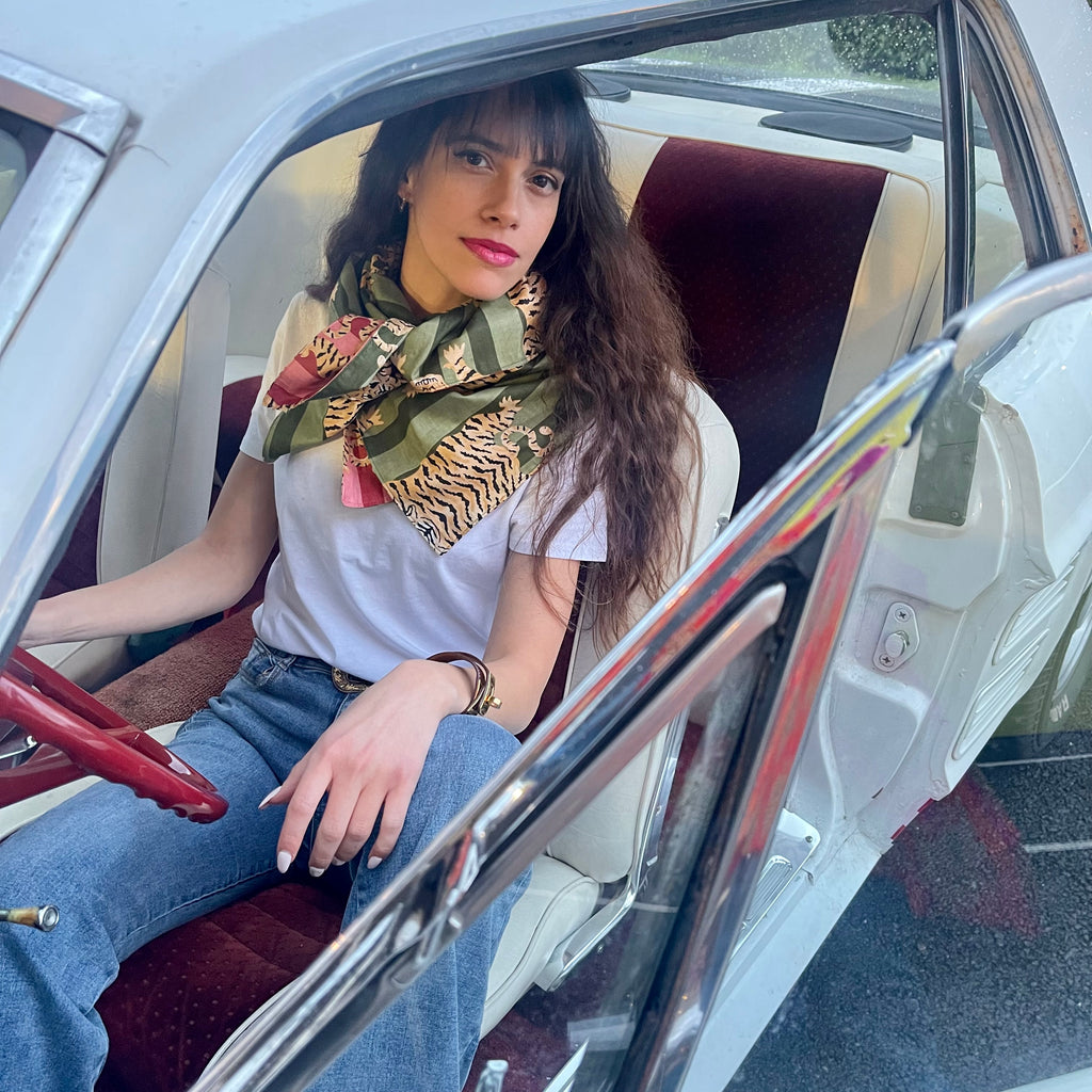 Maxi foulard Mani réversible, couleurs vert et vert kaki / rose et bordeaux, coton blockprint, technique ancestrale indienne, grand format 1,06 m, confection France