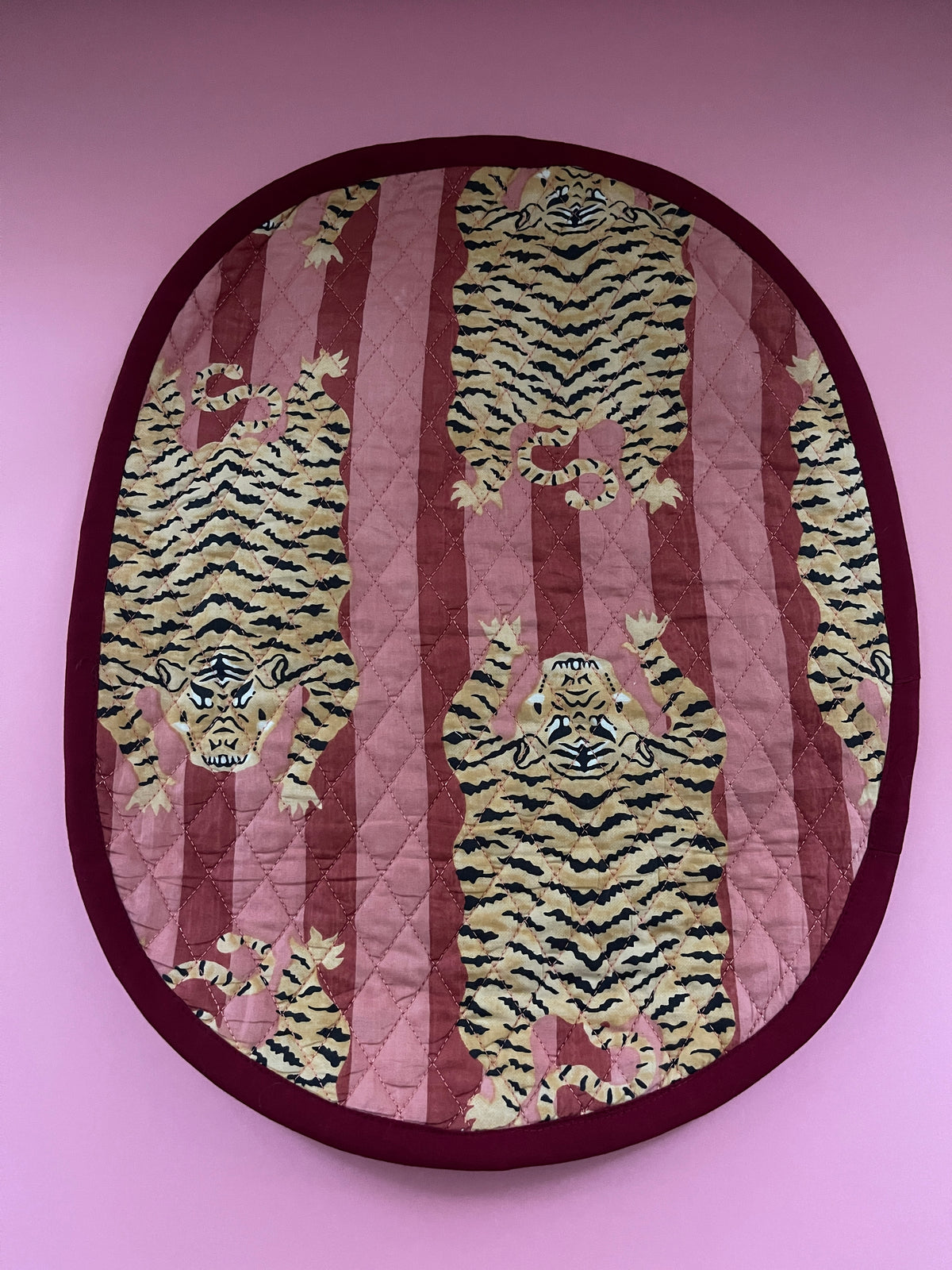 set de table réversible imprimé tigre rayures roses et bordeaux block print indien