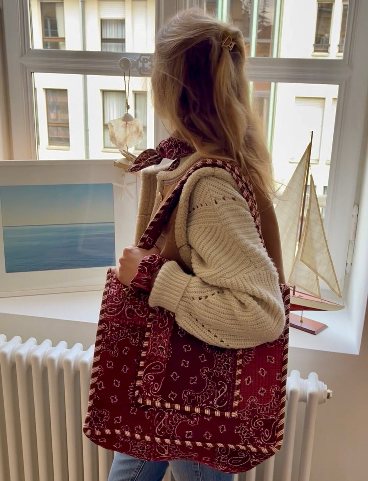 Tote bag Indi matelassé et réversible léopard et patchwork bandana bordeaux