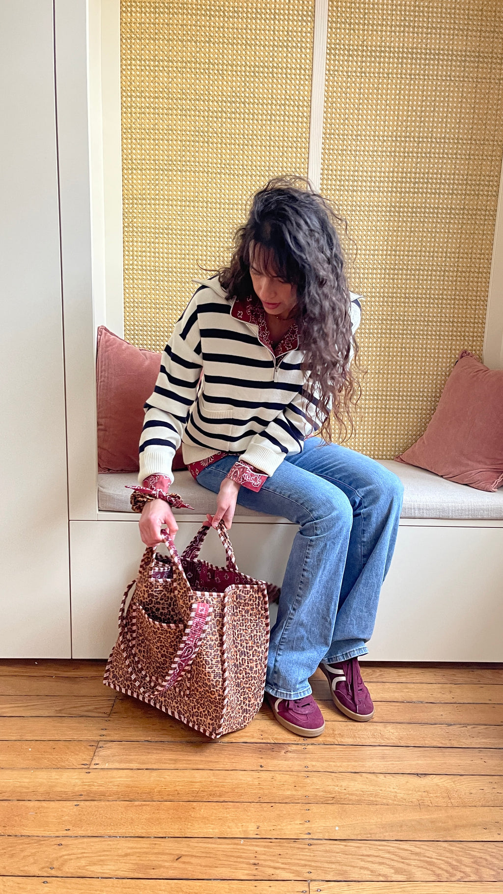 Tote bag Indi matelassé et réversible léopard et patchwork bandana bordeaux