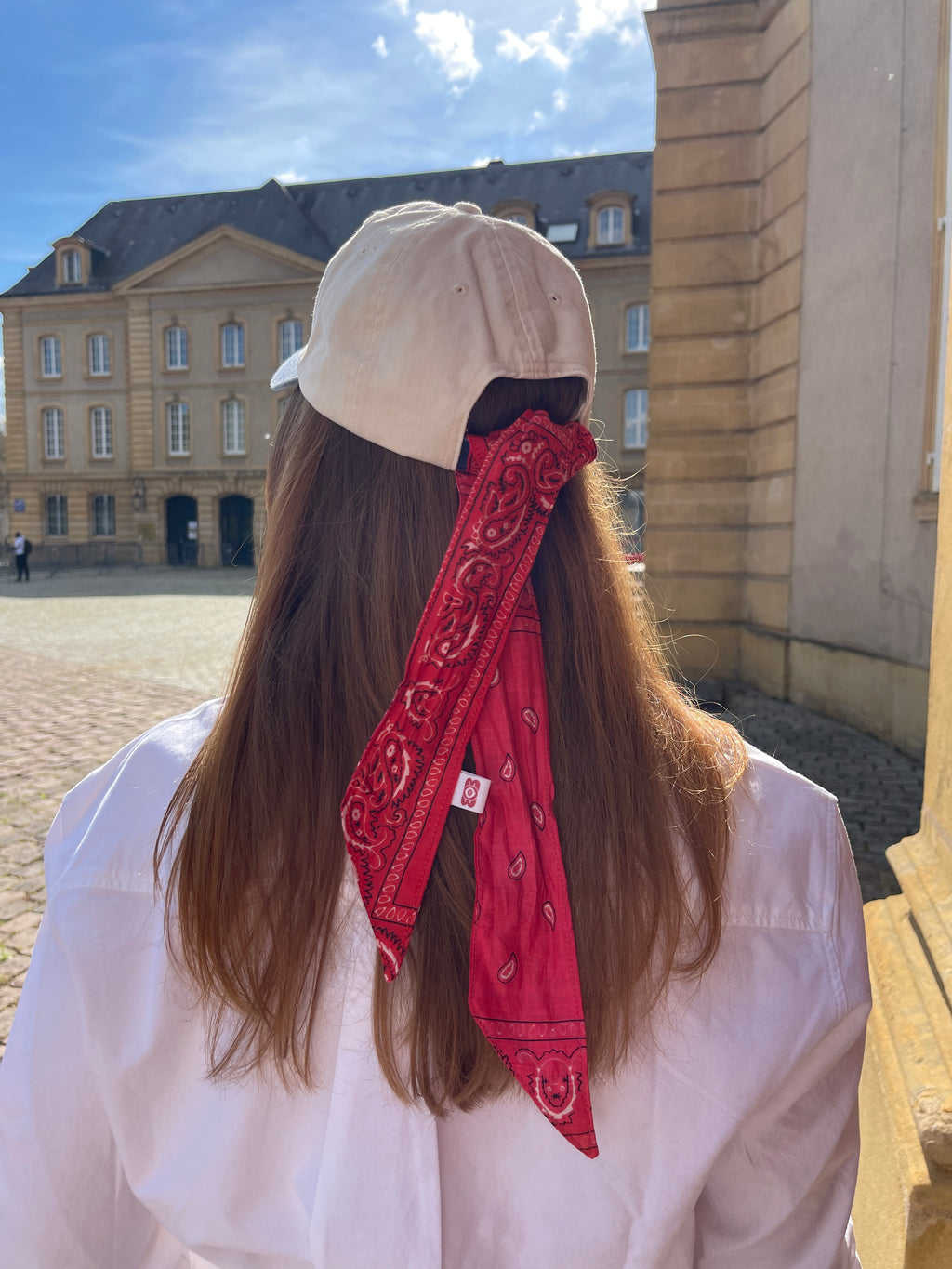 twilly-reversible-kavi-bandana-rouge-et-bandana-rose-femme-collection-bandana-bloom-coton-block-print-savoir-faire-confection-francaise